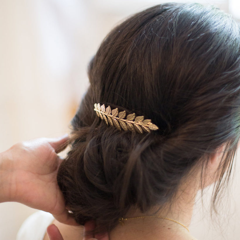 Accessoire de cheveux Peigne feuilles doré ou argenté
