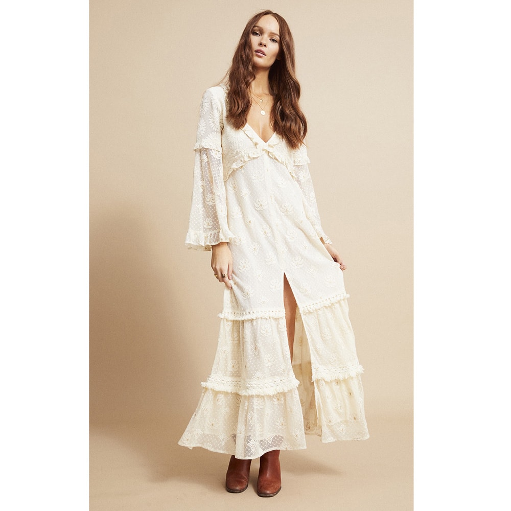 Amenapih Robe longue écru en dentelle Jorma